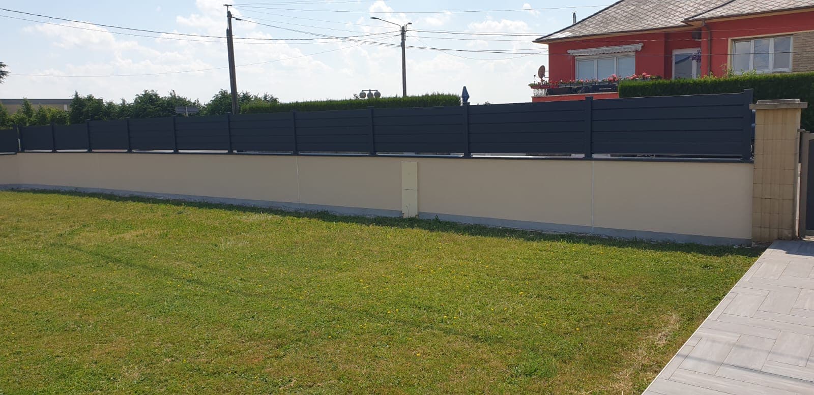 Clôture / Portail sur mesure realise par Profiler Metal Solutions en Moselle