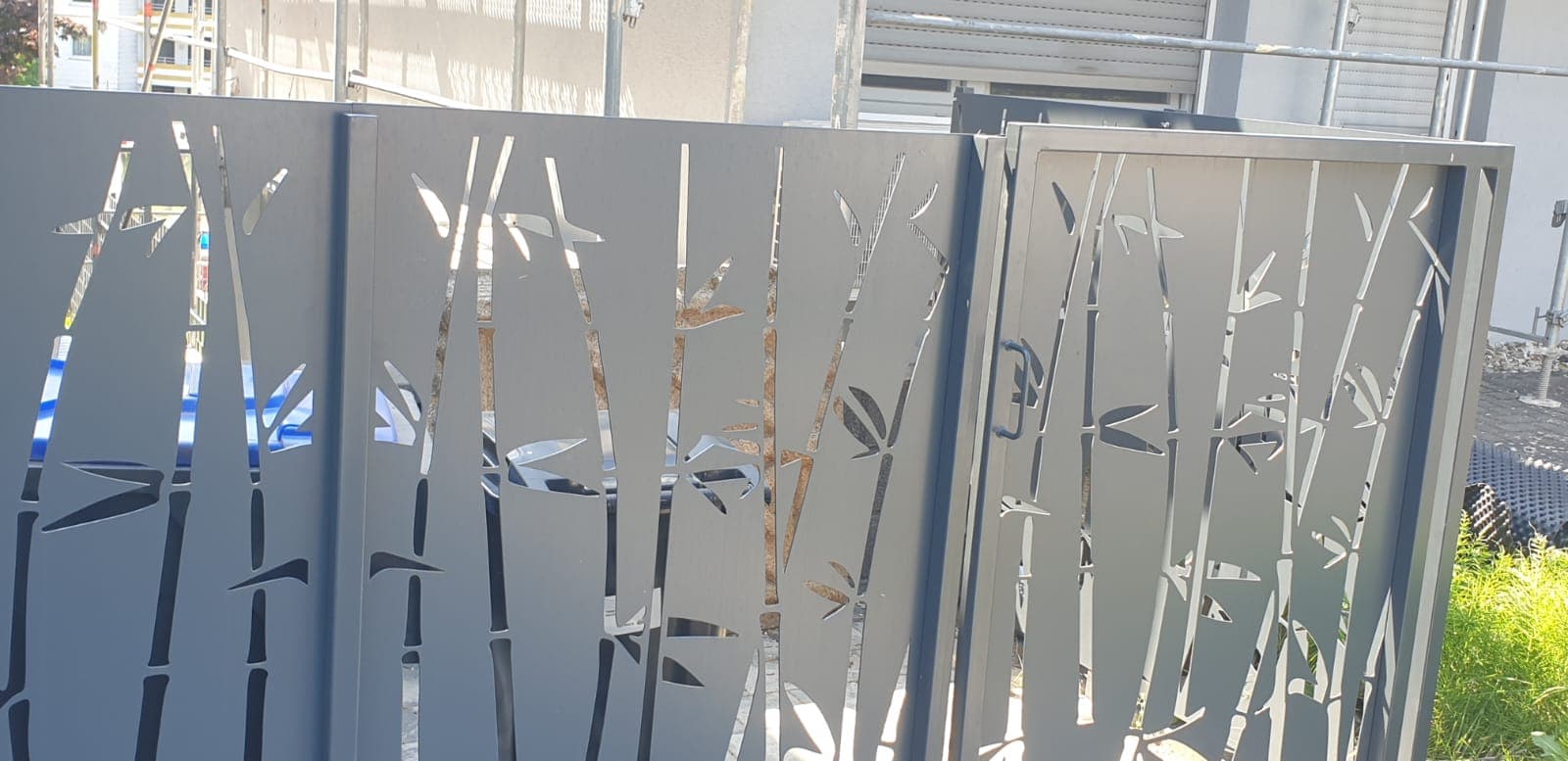 Clôture / Portail sur mesure realise par Profiler Metal Solutions en Moselle