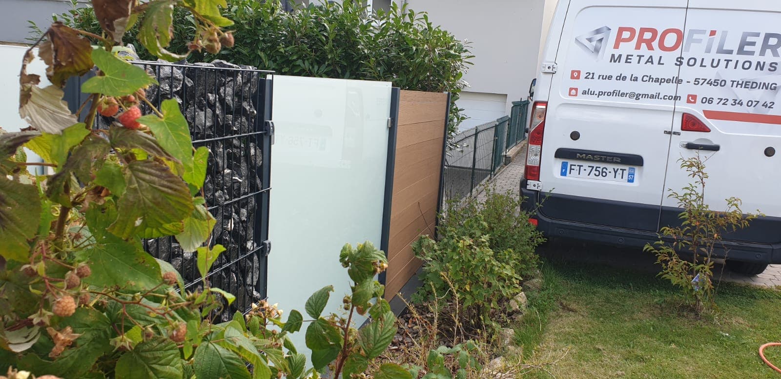 Clôture / Portail sur mesure realise par Profiler Metal Solutions en Moselle