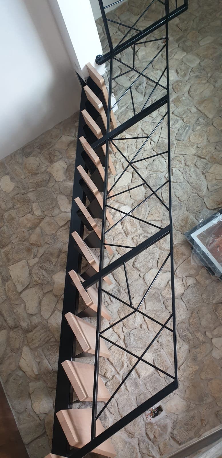 Escalier sur mesure realise par Profiler Metal Solutions en Moselle