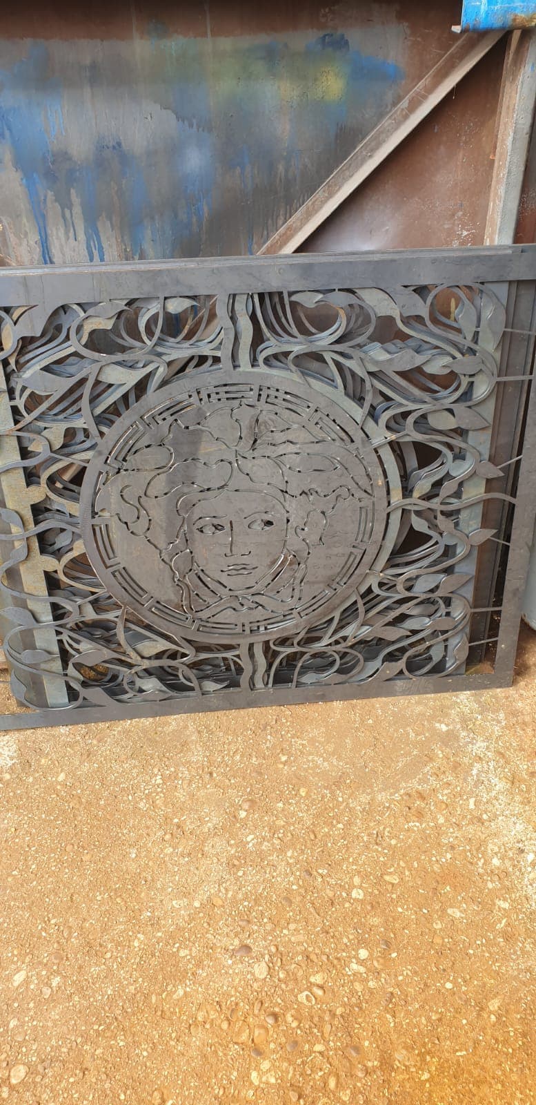 Garde-corps sur mesure realise par Profiler Metal Solutions en Moselle