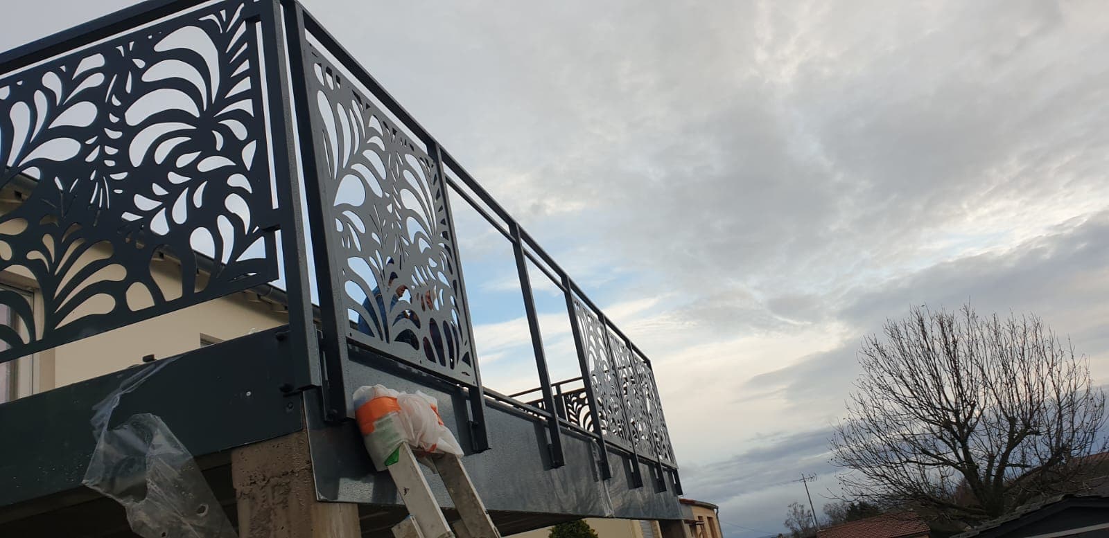 Garde-corps sur mesure realise par Profiler Metal Solutions en Moselle