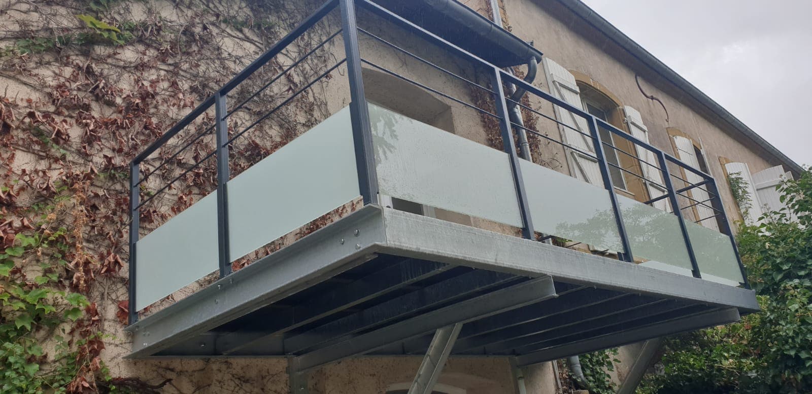 Garde-corps sur mesure realise par Profiler Metal Solutions en Moselle