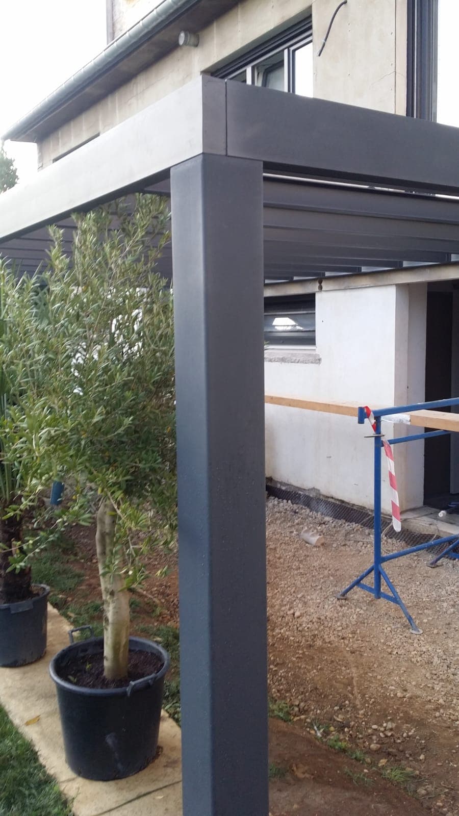 Terrasse / Charpente sur mesure realise par Profiler Metal Solutions en Moselle